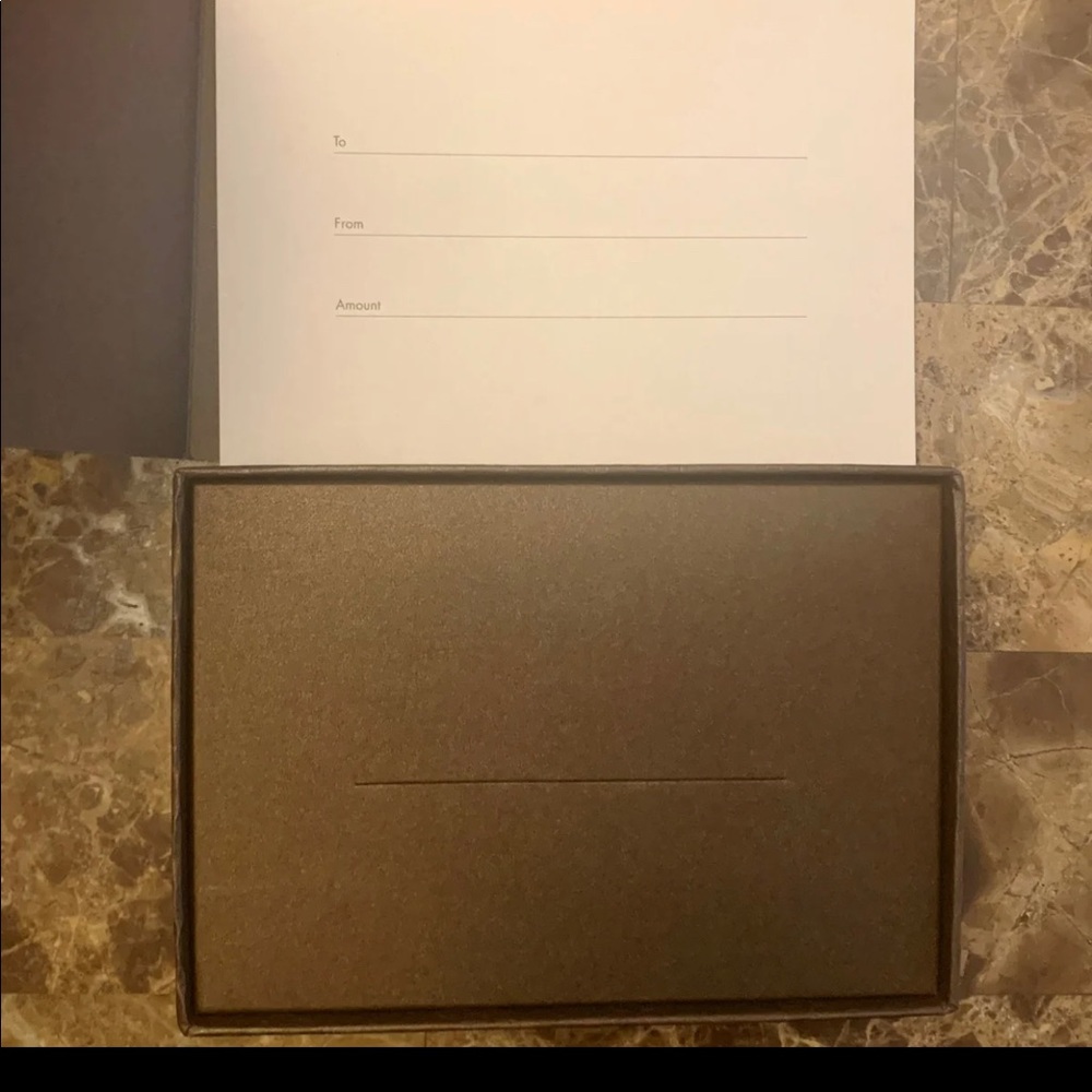 Gucci Gift Box - Picture 4 of 4